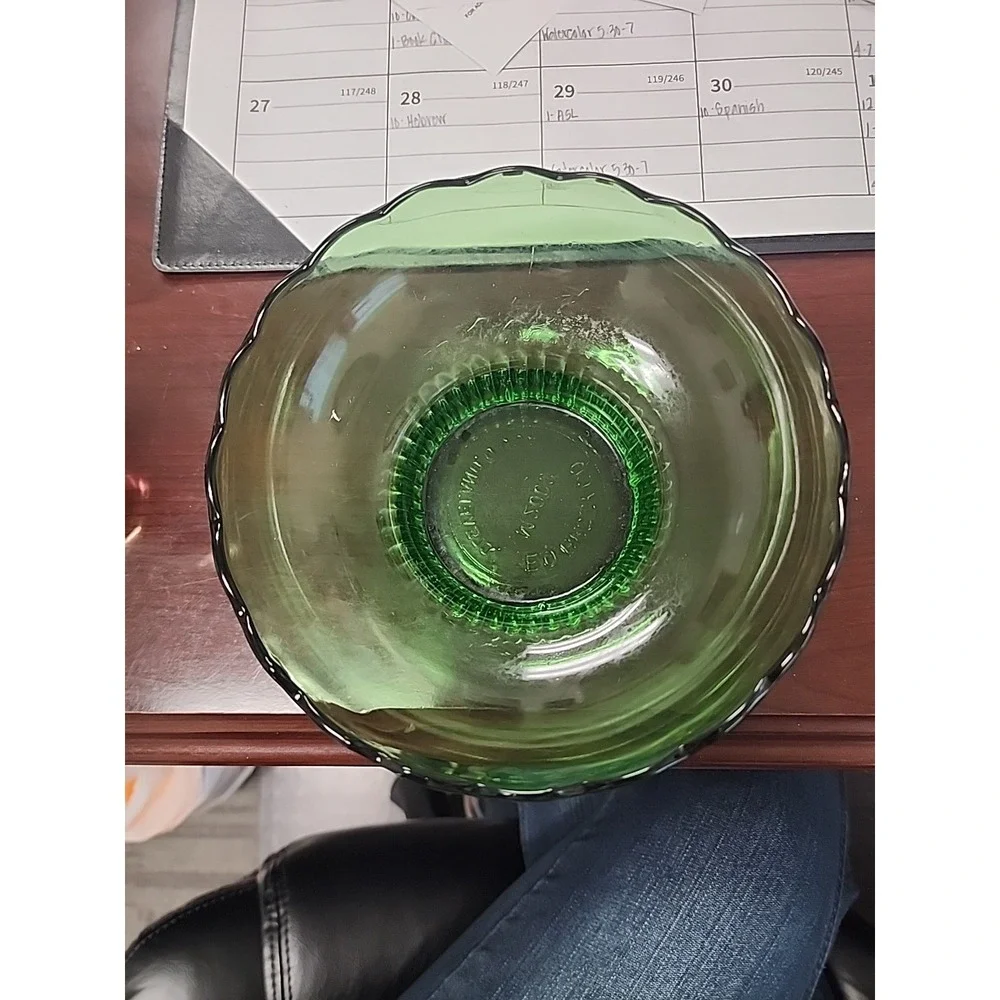 Vintage EO Brody Co Green Bowl Scallop Edge 3